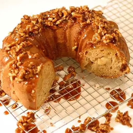 Caramel Apple Cake