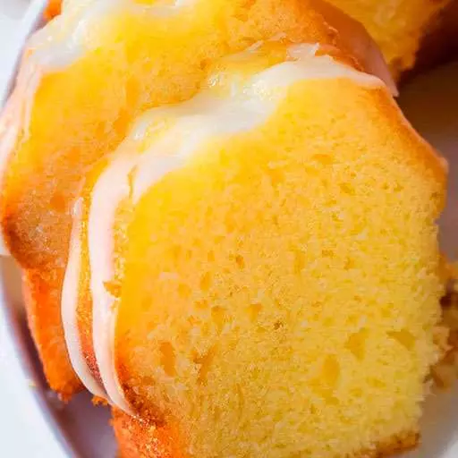 Easy 7-Up Cake