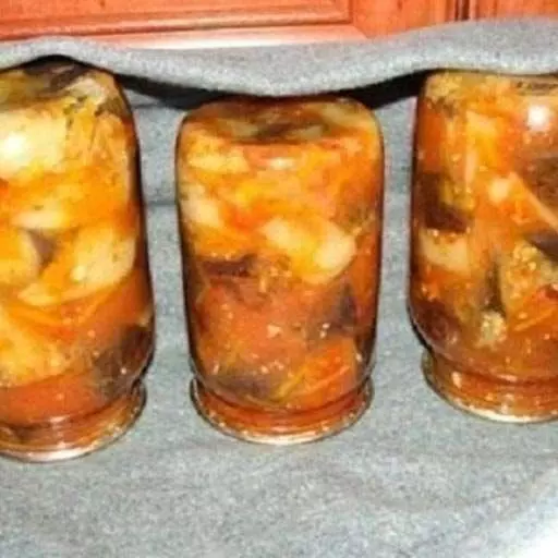 Баклажановый салат "овощное безумие"