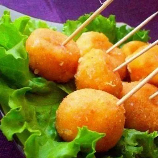 Сырные шарики жареные с чесноком