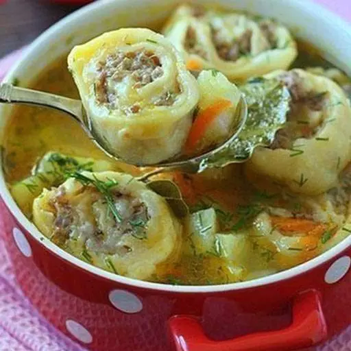 Картофельный суп с ленивыми пельменями