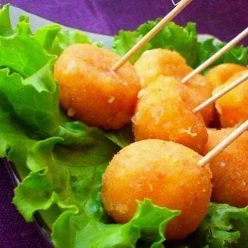 Сырные шарики жареные с чесноком