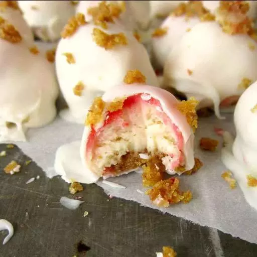 Strawberry Cheesecake Bites