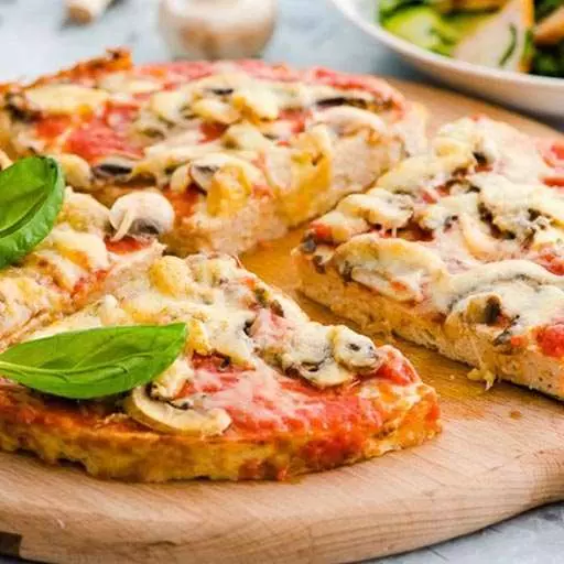 Пицца на «тесте» из куриной грудки