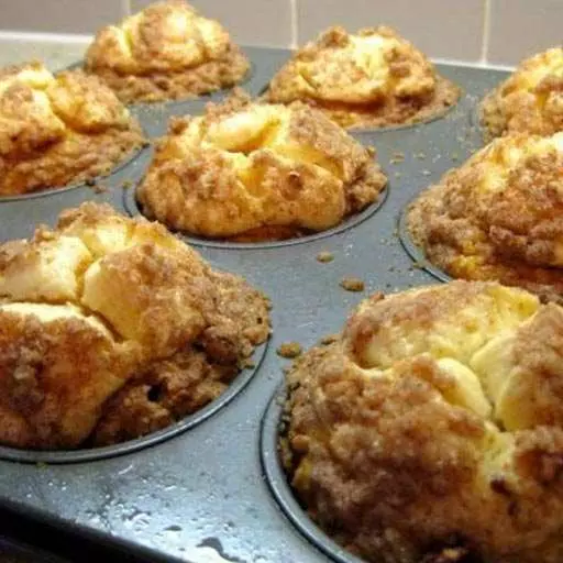 Pumpkin Cream Cheese Muffins