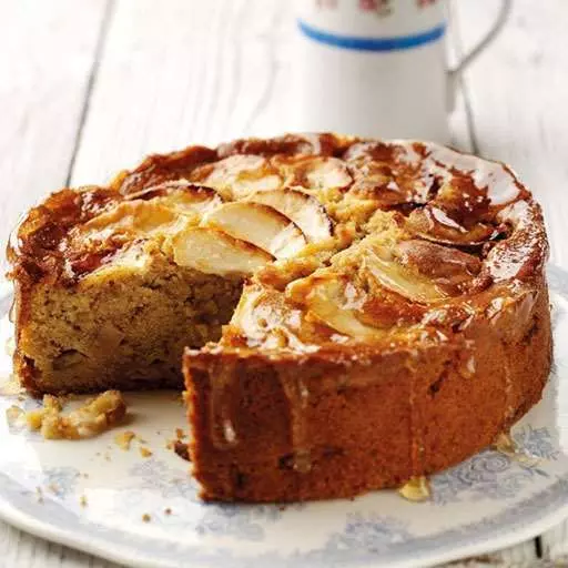 Apple Cake