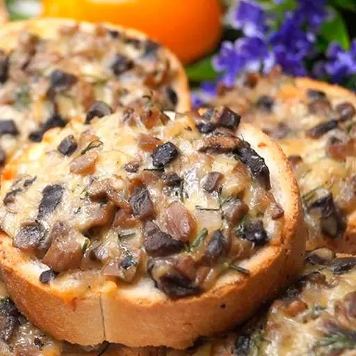 Горячие бутерброды с шампиньонами