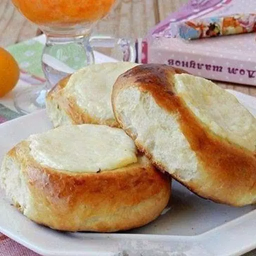Домашні ватрушки з сиром