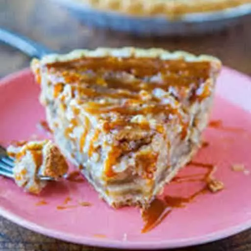 Caramel Crunch Apple Pie