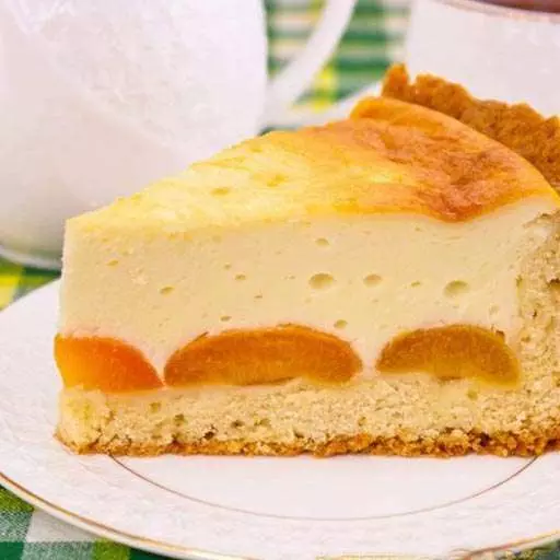 Пирог с творогом и абрикосами