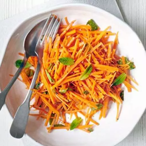 Middle Eastern Carrot Salad