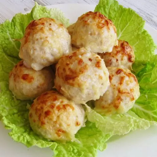 Курячі кульки з сиром